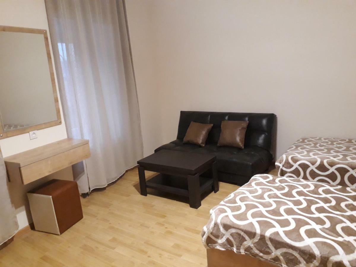 2 Bedroom Apartment In Chugureti Tbilisi Zewnętrze zdjęcie