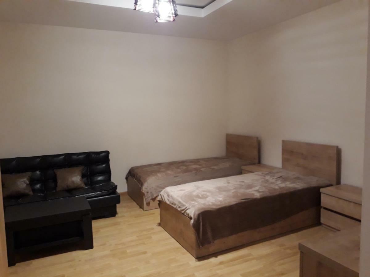 2 Bedroom Apartment In Chugureti Tbilisi Zewnętrze zdjęcie